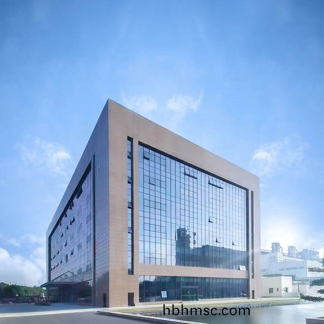 靈(ling)穀(gu)化(hua)工集糰有限(xian)公(gong)司