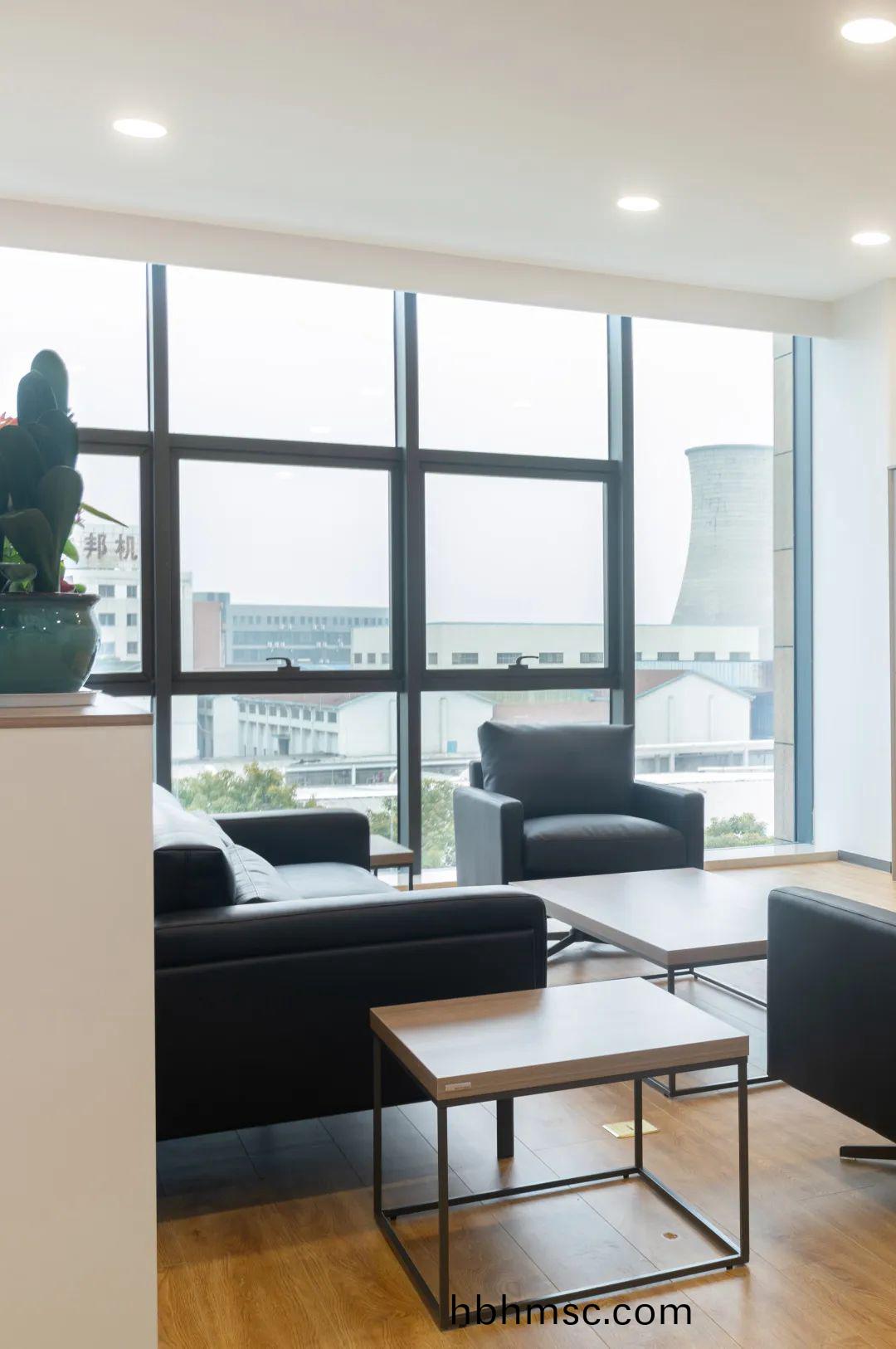 VIP接(jie)待(dai)沙(sha)髮