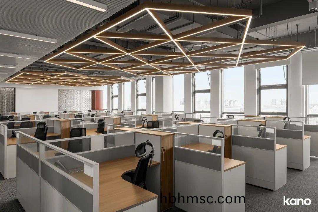 青島(dao)辦公室傢(jia)具(ju)配(pei)套(tao)方(fang)案之(zhi)開(kai)放(fang)式(shi)工(gong)位(wei)