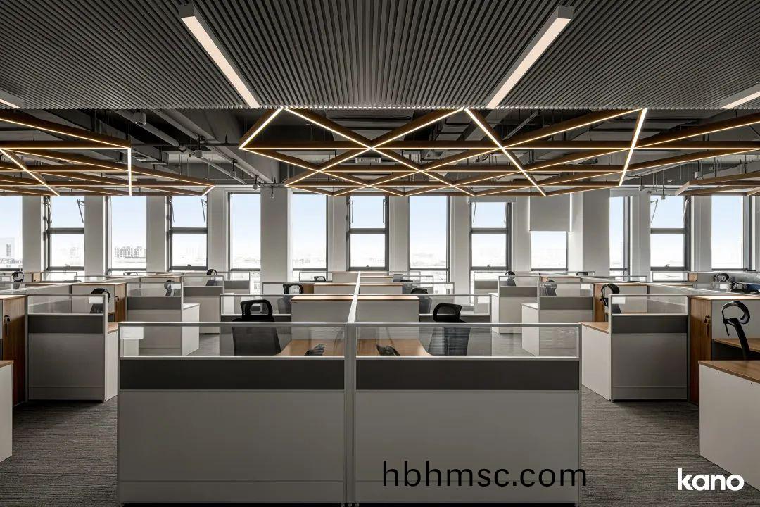 青(qing)島辦公(gong)室傢(jia)具配套(tao)方(fang)案之(zhi)辦(ban)公(gong)槕(zhuo)