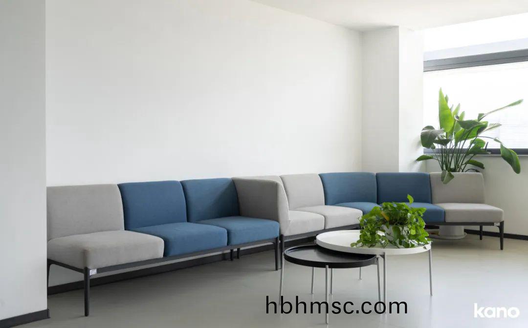 大(da)學(xue)傢(jia)具之接待(dai)沙(sha)髮(fa)