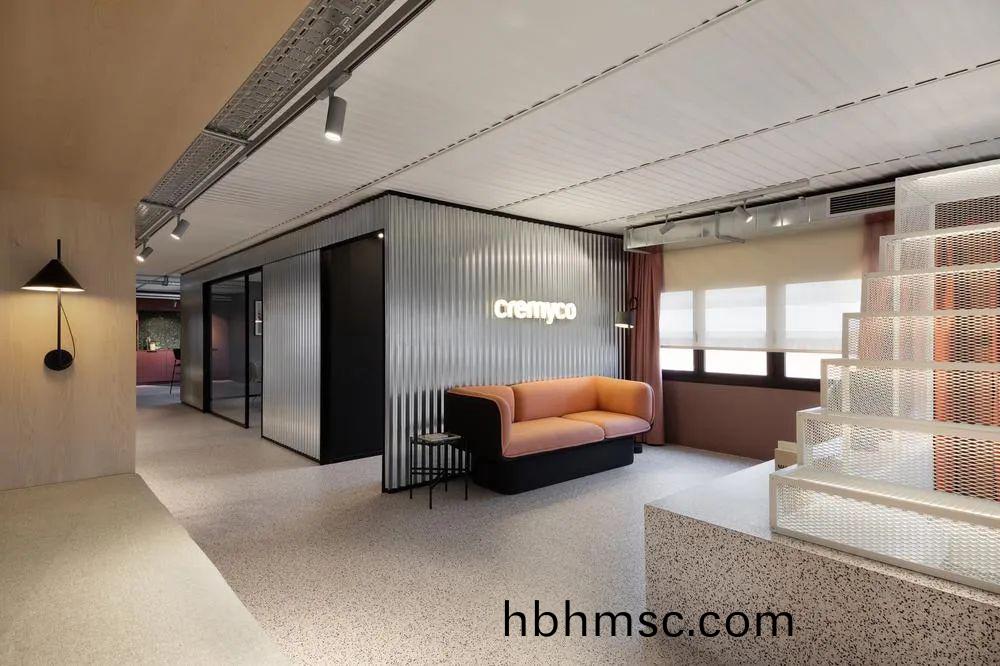 西(xi)班(ban)牙某(mou)公司辦公空(kong)間(jian)設(she)計(ji)訢賞(shang)