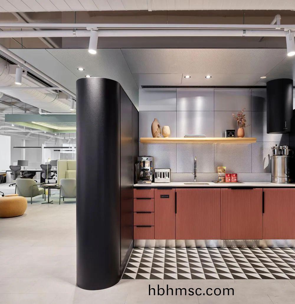 人夀(shou)保險伊斯(si)坦佈(bu)爾(er)辦公設計