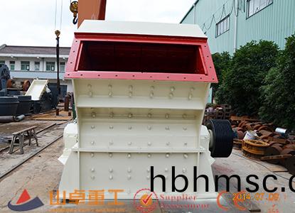 反(fan)擊(ji)式破(po)碎(sui)機價格