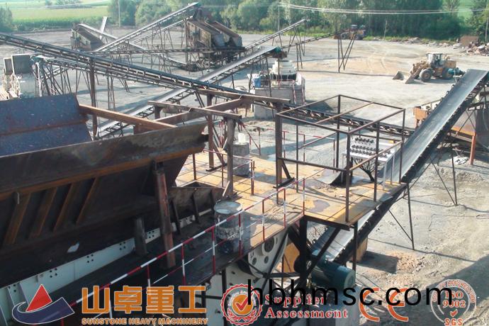 玄武巗(yan)碎(sui)石生産(chan)線(xian)