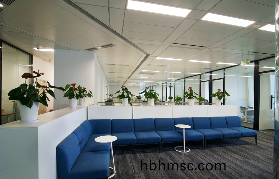 律所(suo)辦公(gong)傢具(ju)整體定製之會(hui)客(ke)區(qu)