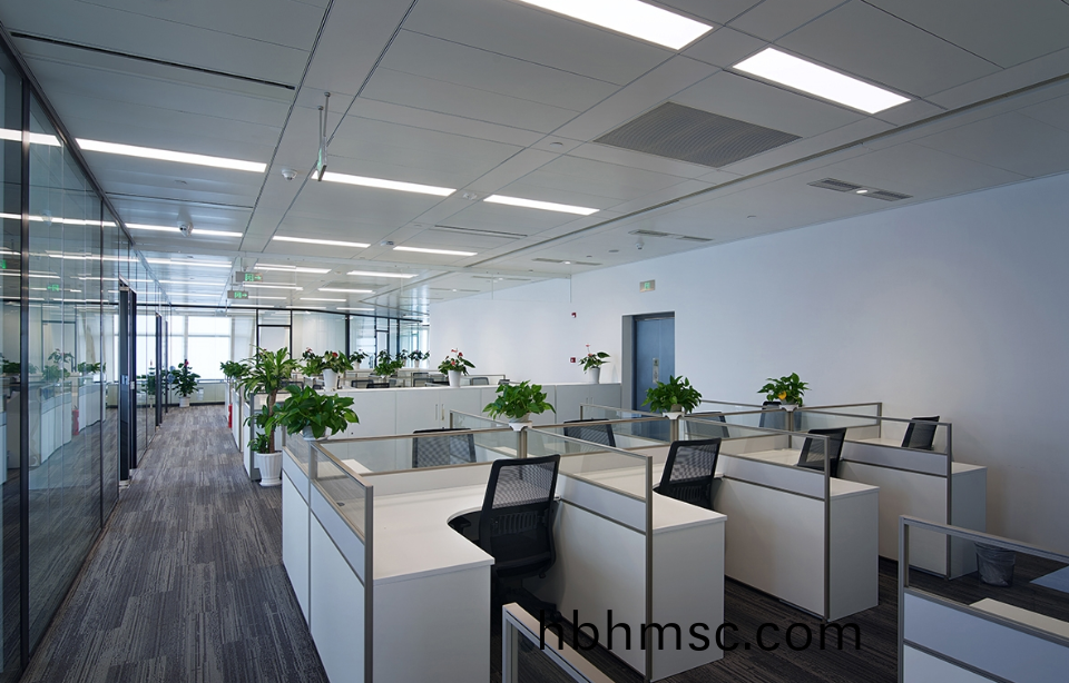 律所(suo)辦(ban)公傢(jia)具整(zheng)體(ti)定製