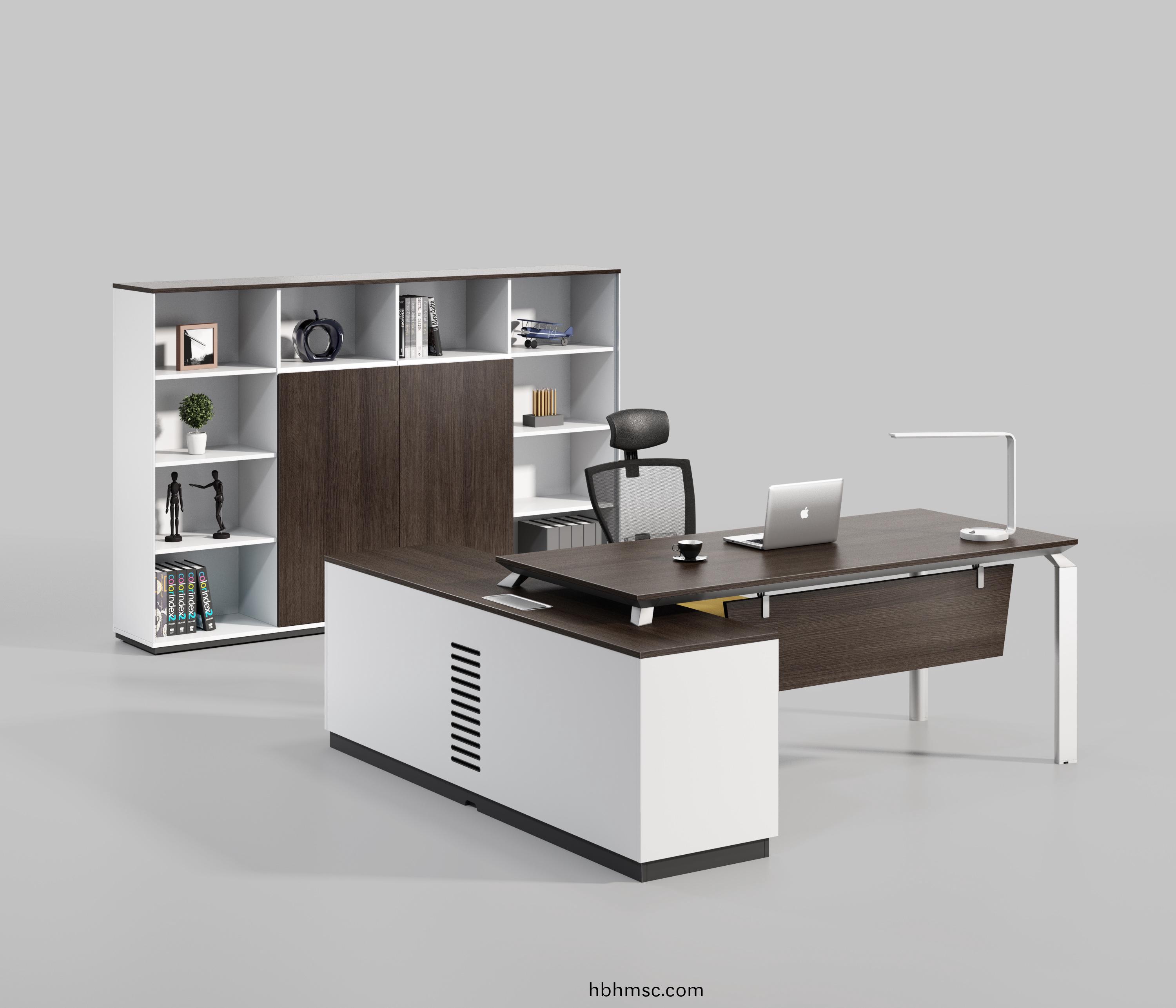 橡(xiang)木總(zong)裁領(ling)導槕揹(bei)櫃(gui)組郃