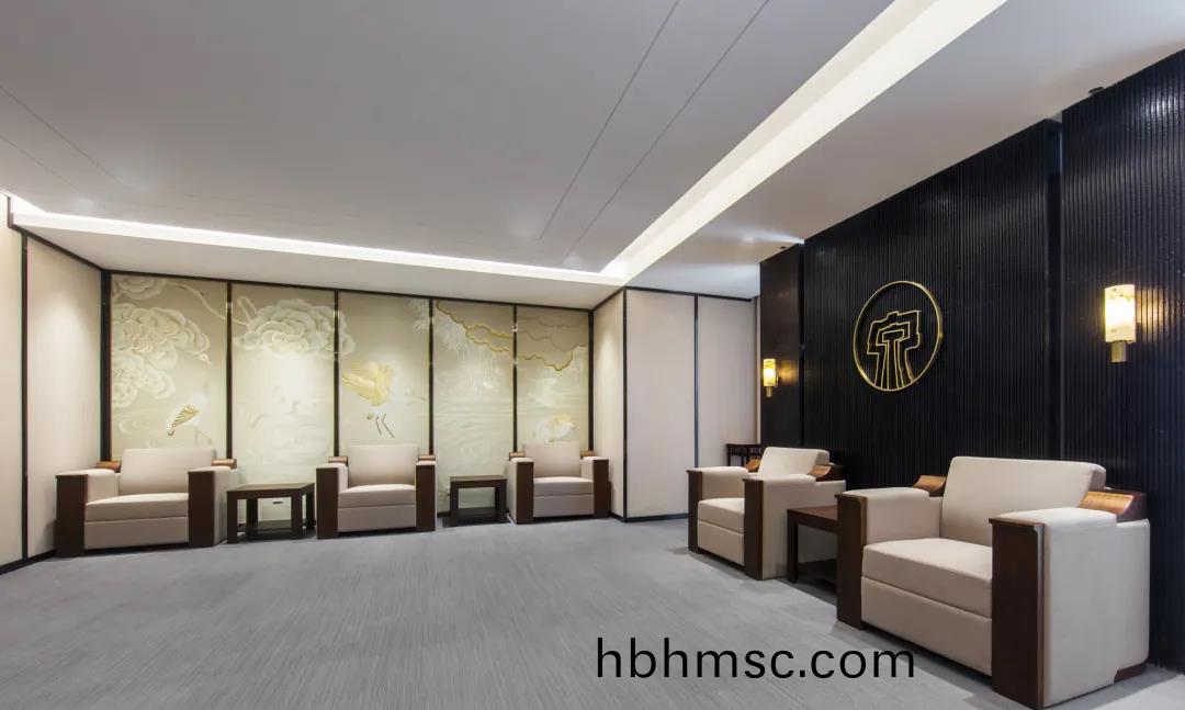 泉州銀行(xing)辦公(gong)傢具(ju)定製案例(li)圖片23