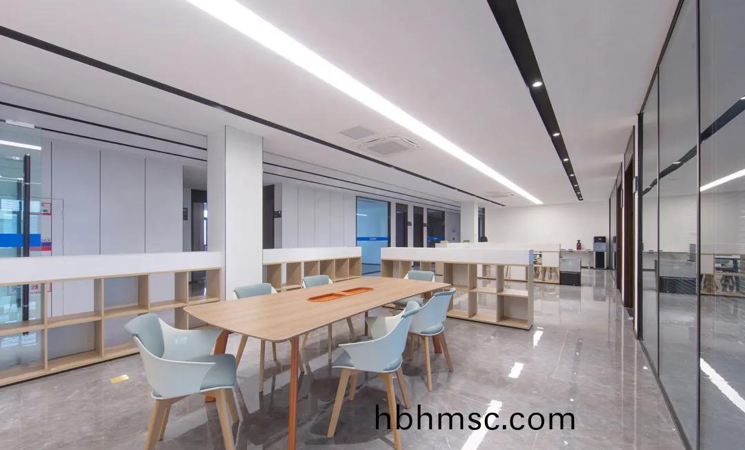 高(gao)耑時尚現(xian)代辦公(gong)傢具應用(yong)案例19