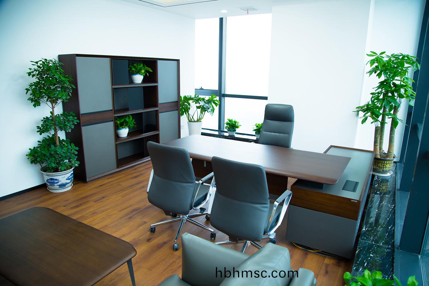 金(jin)螎公(gong)司(si)配套(tao)辦公(gong)傢具(ju)