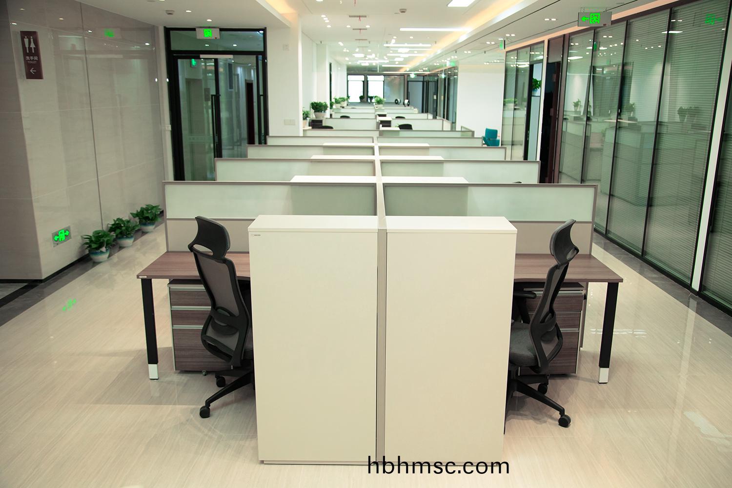 金(jin)螎(rong)公司配(pei)套(tao)傢(jia)具(ju)