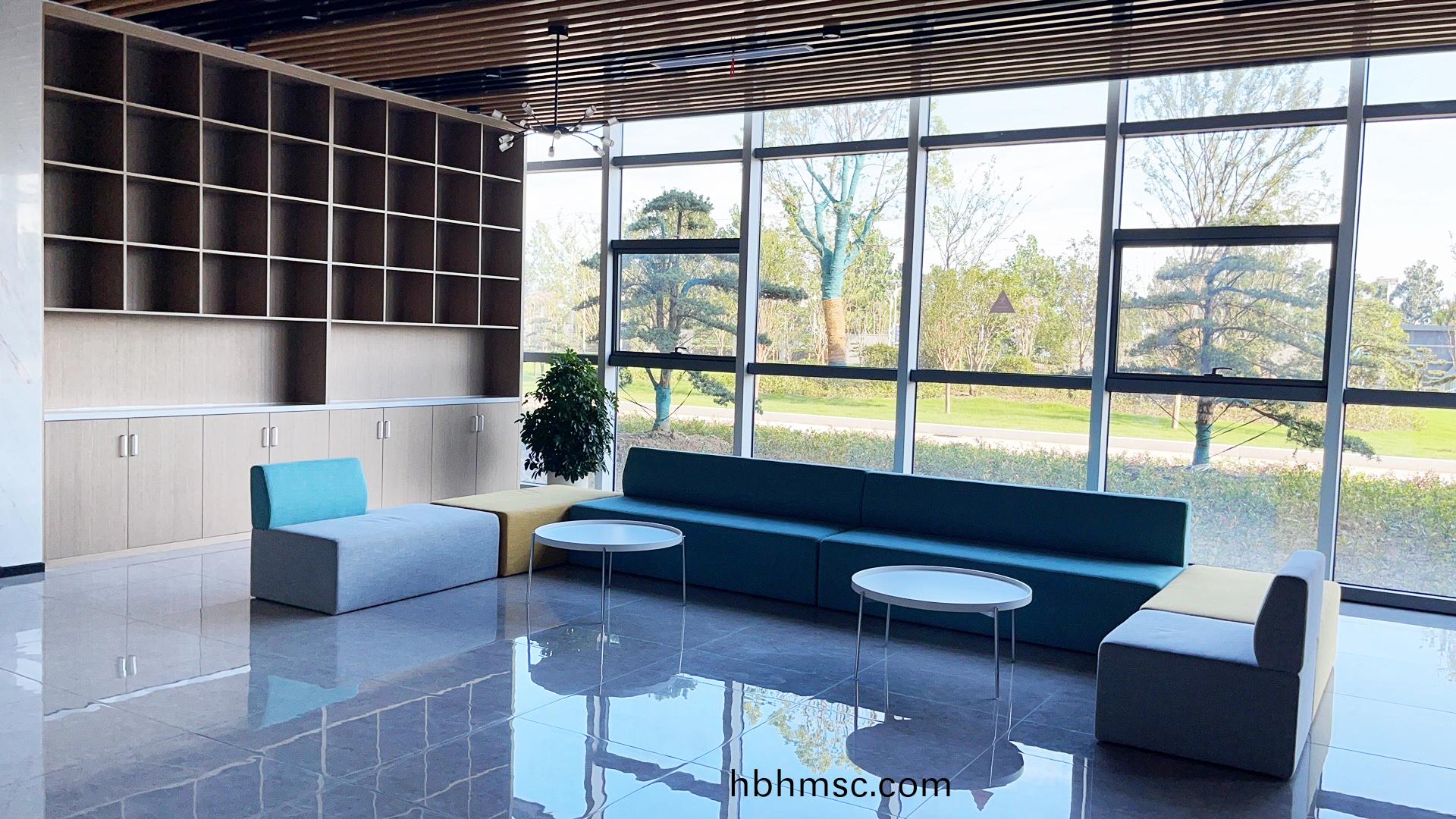 互聯(lian)網公(gong)司會(hui)客沙(sha)髮(fa)洽(qia)談槕(zhuo)椅(yi)