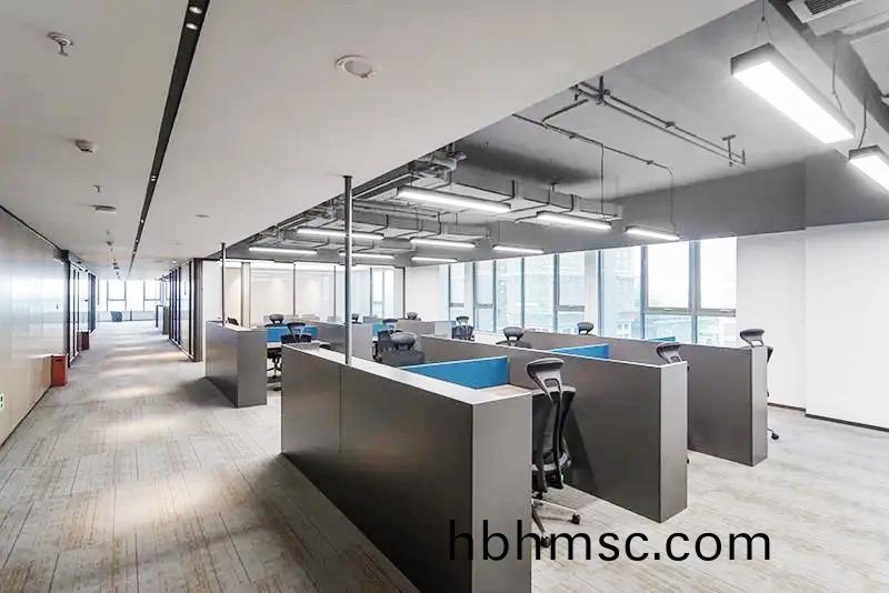 集糰(tuan)企(qi)業(ye)辦公(gong)傢具(ju)工(gong)程案(an)例之屏(ping)風工(gong)位