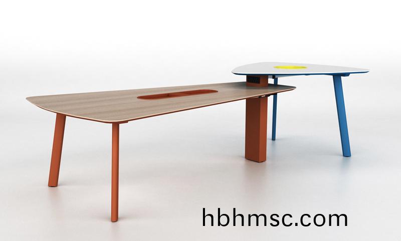 麥格洽(qia)談(tan)會(hui)議(yi)一體槕