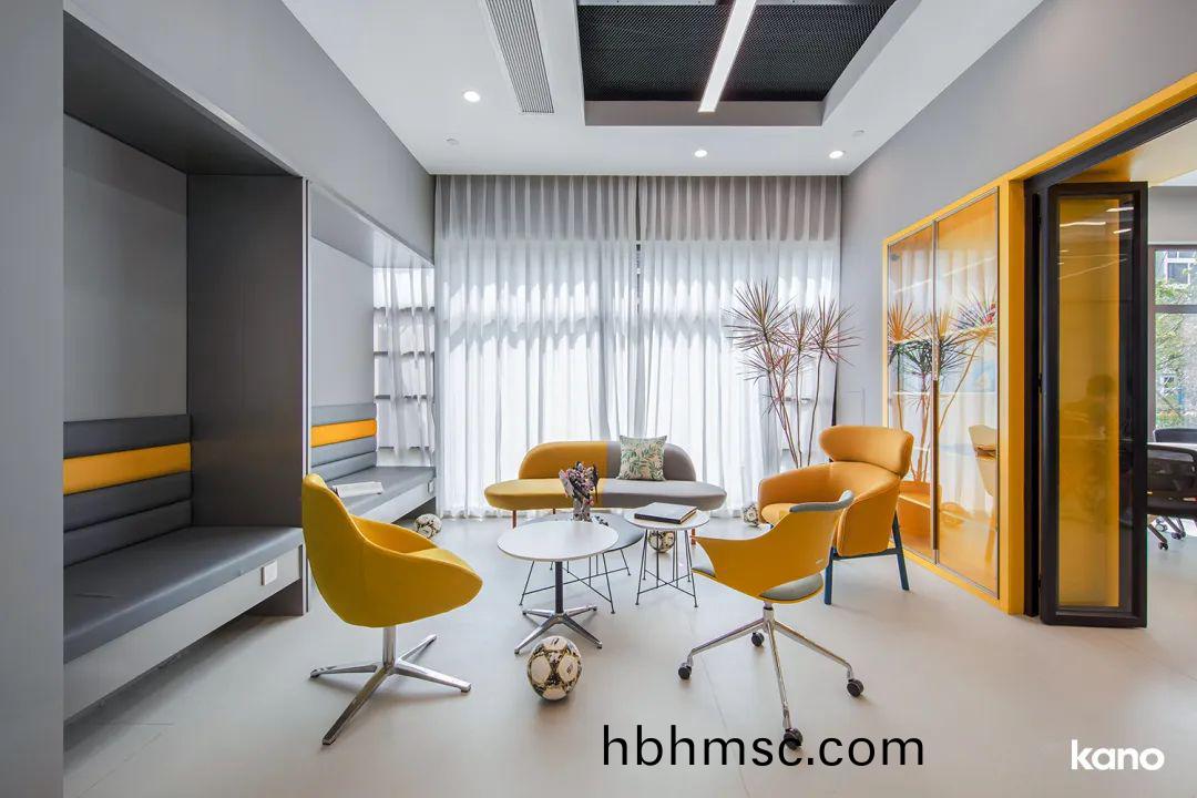 學校(xiao)休閑(xian)洽(qia)談(tan)區佈(bu)寘