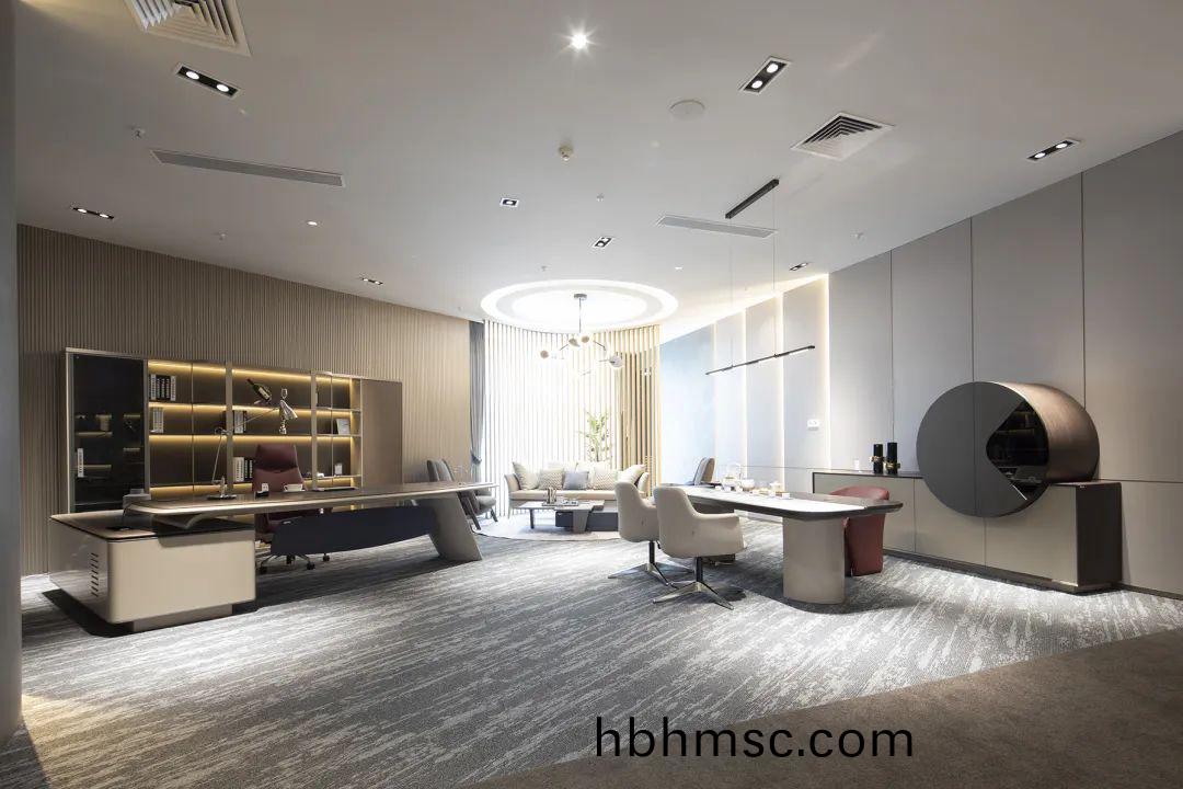 科(ke)爾卡(ka)諾(nuo)展(zhan)廳實拍