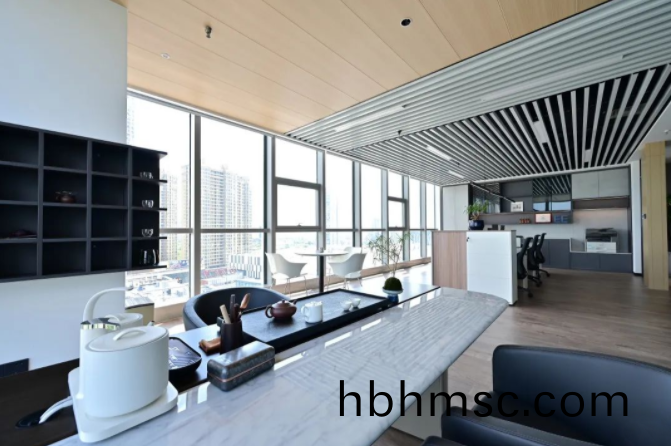 南京辦公(gong)傢(jia)具工(gong)程(cheng)案例(li)之(zhi)總(zong)裁(cai)茶檯(tai)