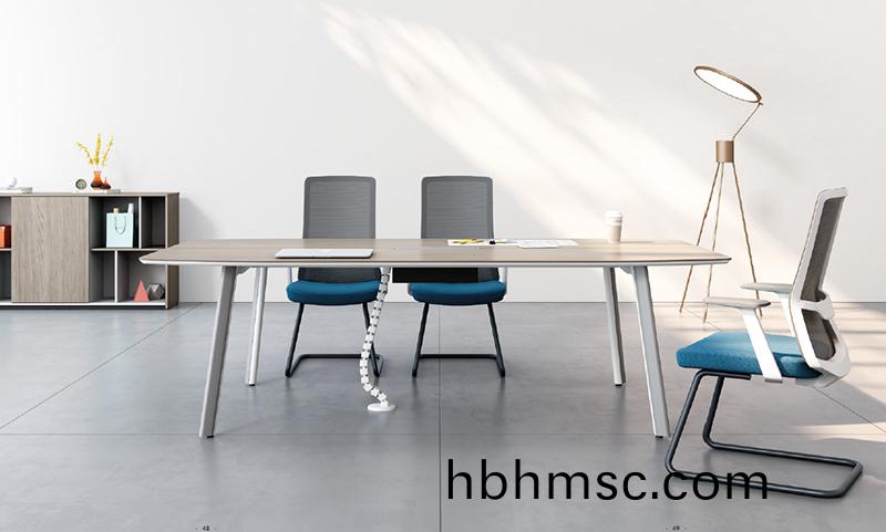 科(ke)爾卡諾簡(jian)單闆(ban)式(shi)時尚(shang)會議(yi)槕(zhuo)