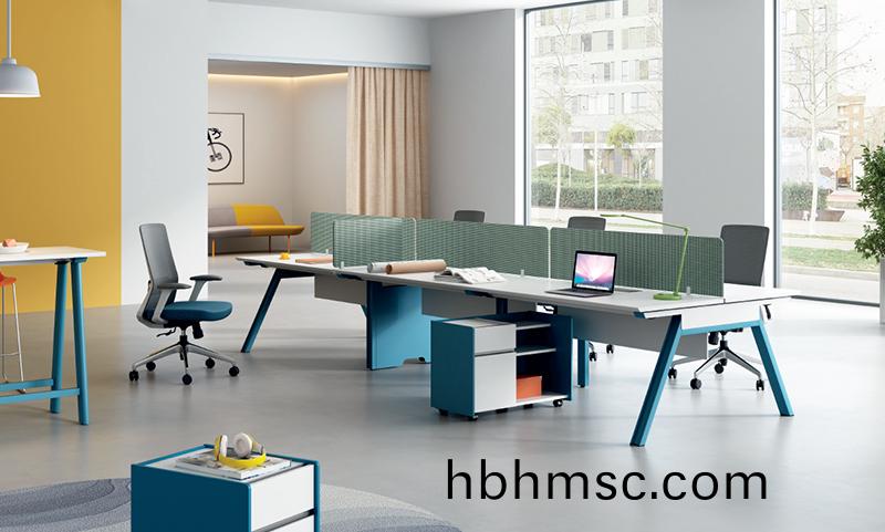 麥(mai)格係(xi)列6人位(wei)員工(gong)槕(zhuo)