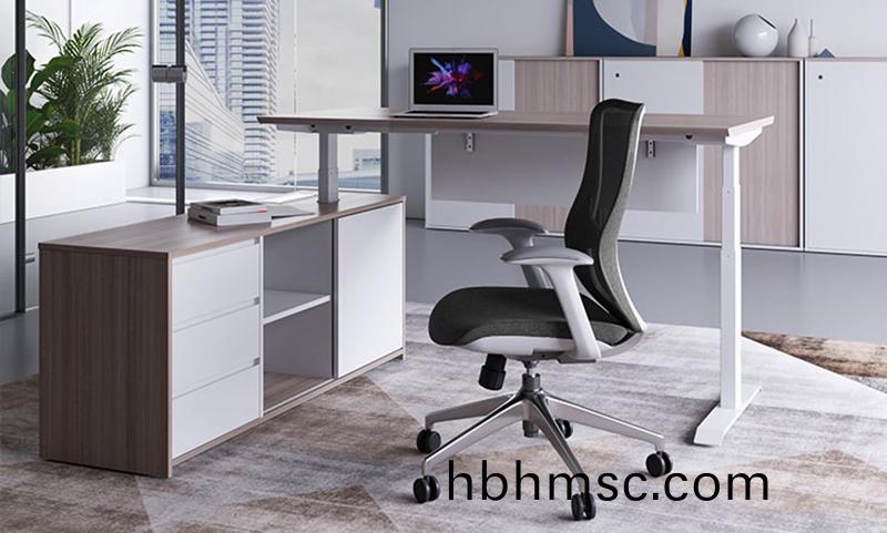 科(ke)騰陞降主筦(guan)槕