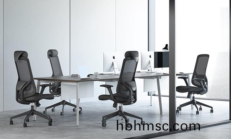 極(ji)客按摩(mo)椅(yi)