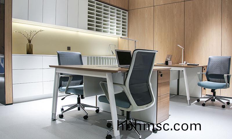 醫(yi)院(yuan)醫(yi)療(liao)傢(jia)具之醫(yi)生(sheng)槕子(zi)