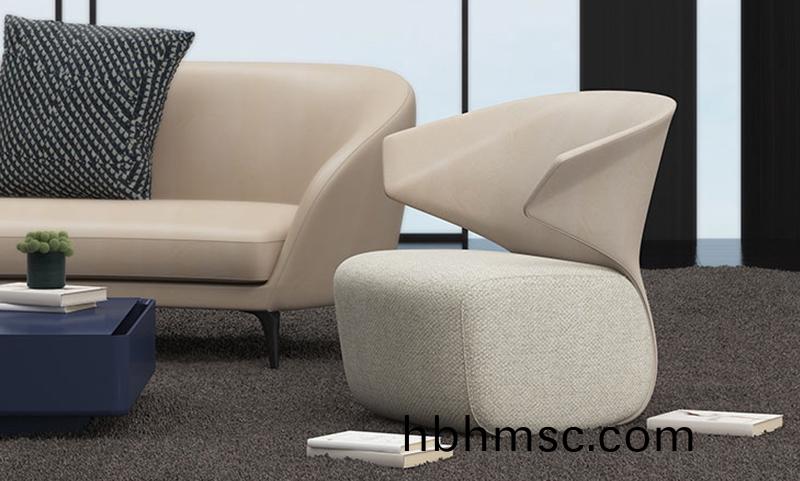 悅(yue)然沙髮椅(yi)