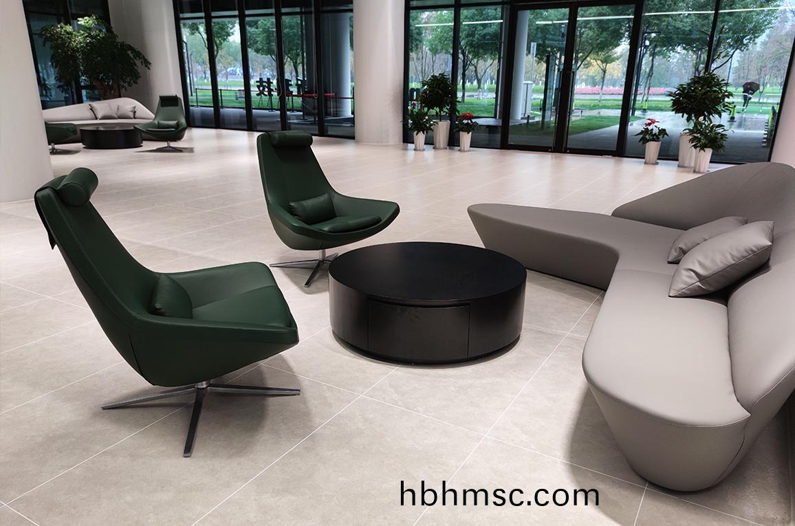 大(da)型集糰公司辦(ban)公傢具(ju)採購(gou)案(an)例之一(yi)樓大(da)廳(ting)接待(dai)沙髮(fa)